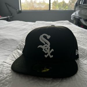 White Sox Fitted Hat size 7 1/8